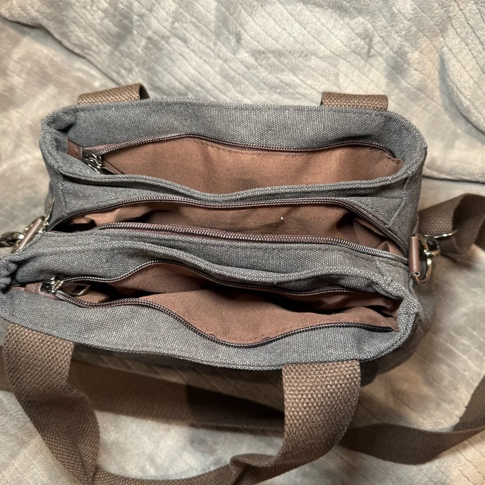 K2 Classic Gray Canvas Shoulder Bag - Picture 2 of 5